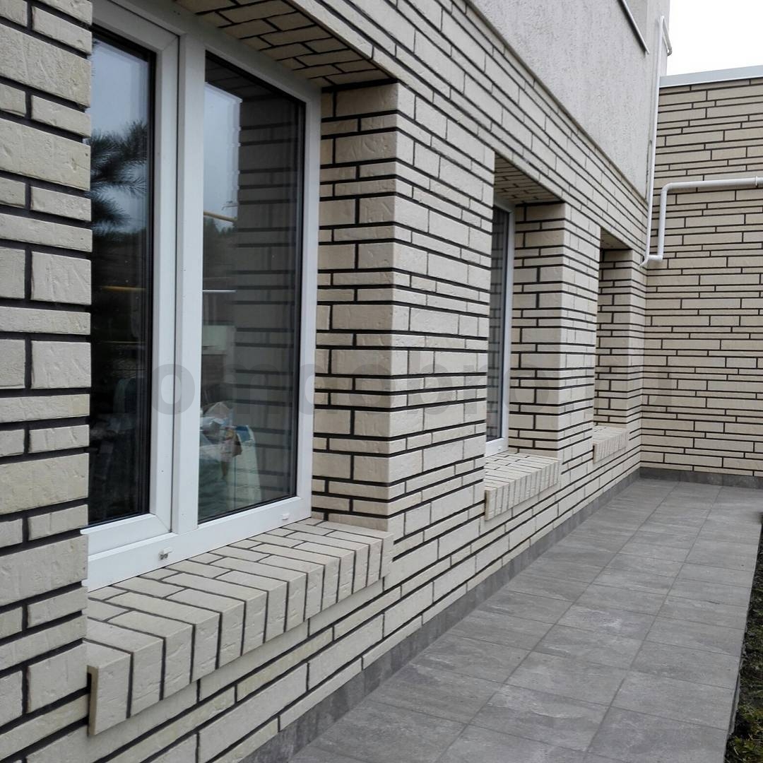 Клинкерная фасадная плитка Stroeher Zeitlos 351 для облицовки  зданий